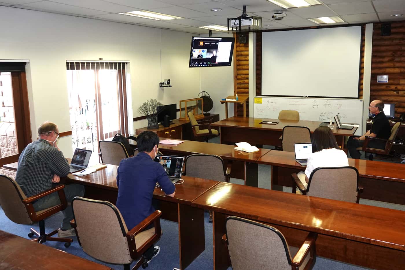 Record turnout for FABI’s International Seminar Series