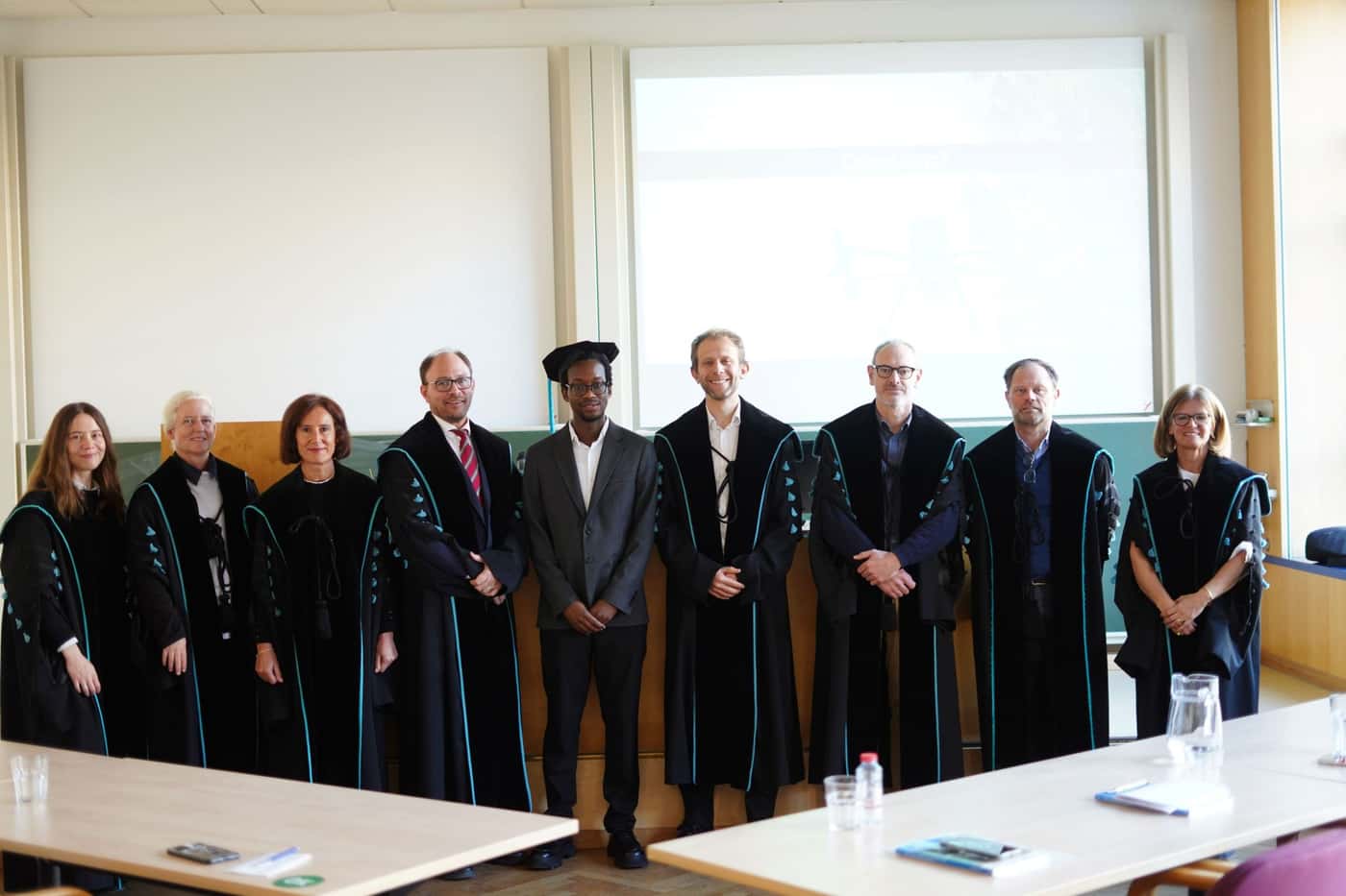 Phumlani Nzuza successfully defends his PhD