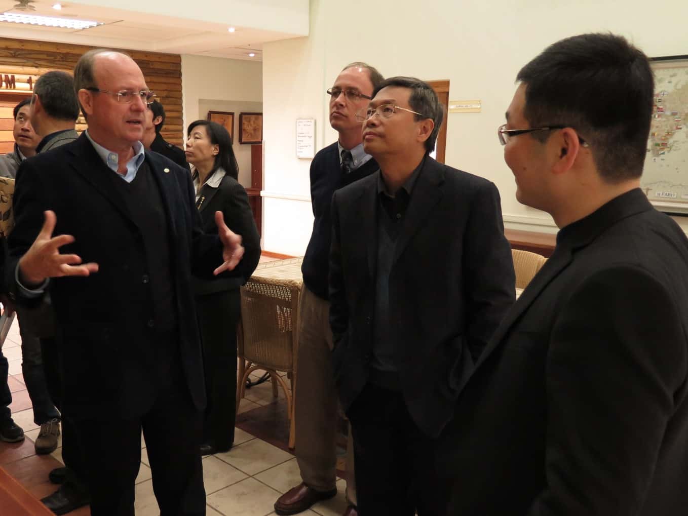 Chinese Science and Technology Counsellor visits FABI