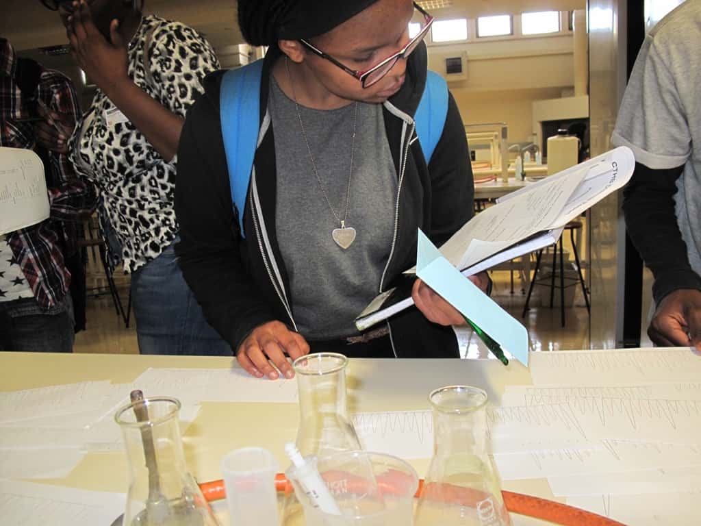 UP with Science introduces school children to hidden world of plant disease
