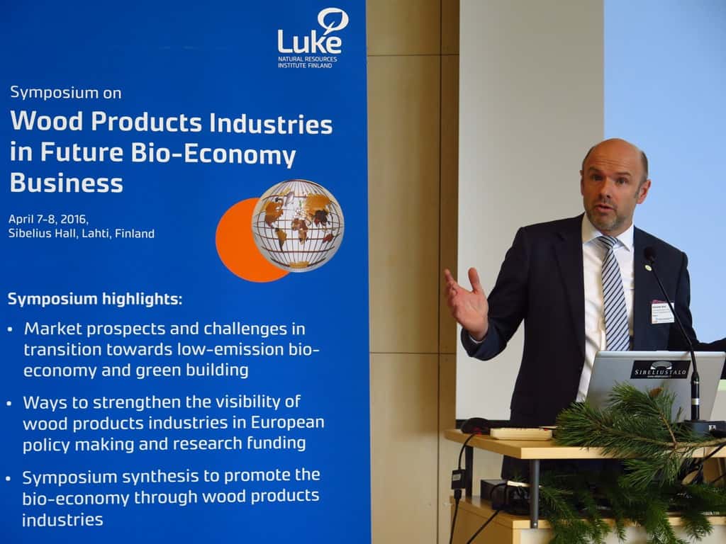 FABI Director attends IUFRO Management Committee meeting