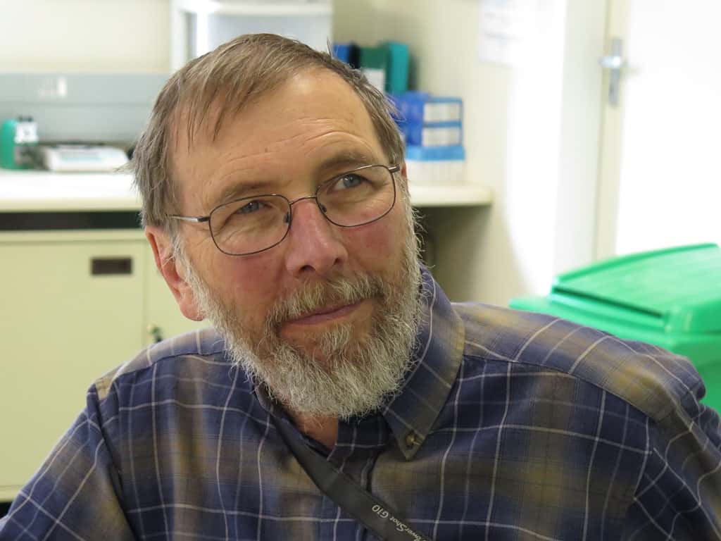 Prof. Everett Hansen visits FABI