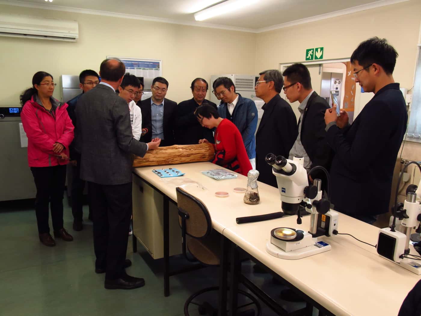 Chinese Embassy delegation visits FABI