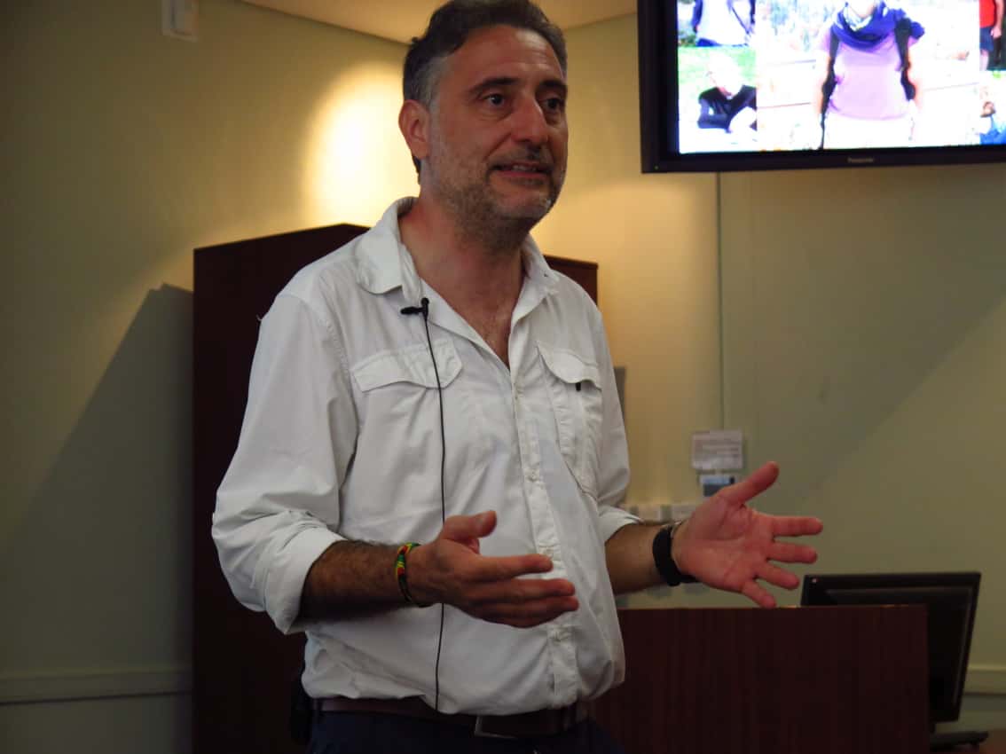 Italian forest pathologist visits FABI