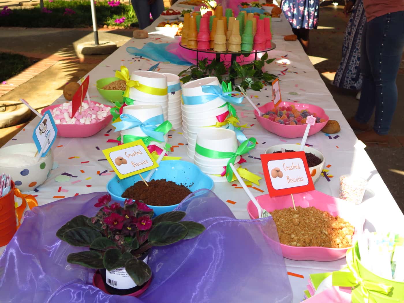 FABIans celebrate Spring Day with an ice cream party