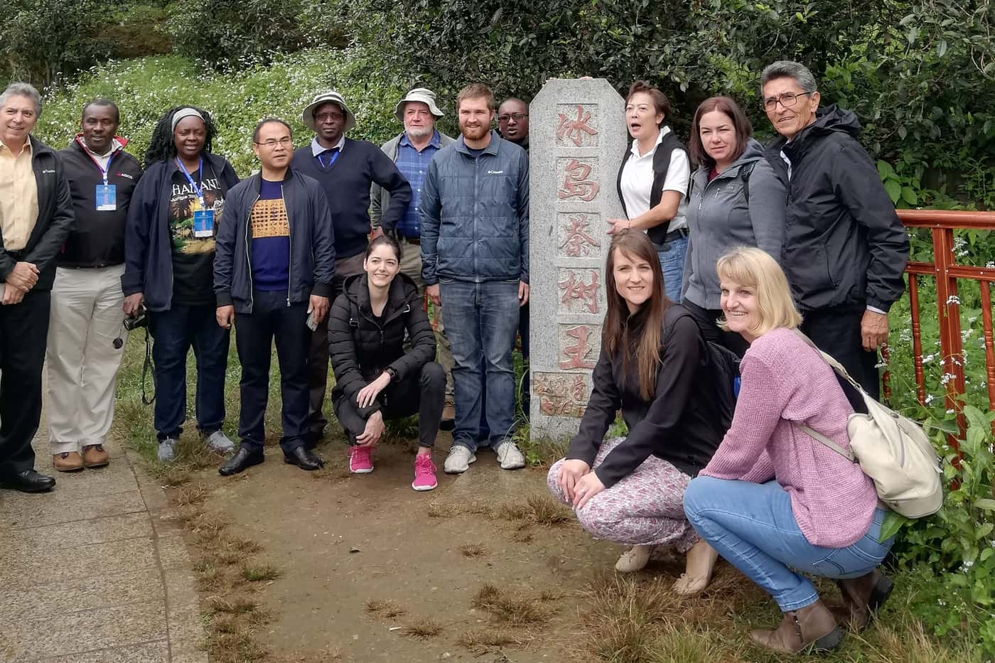FABI researchers attend the International Macadamia R&D Conference in China