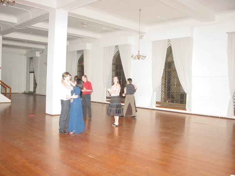 Gallery image