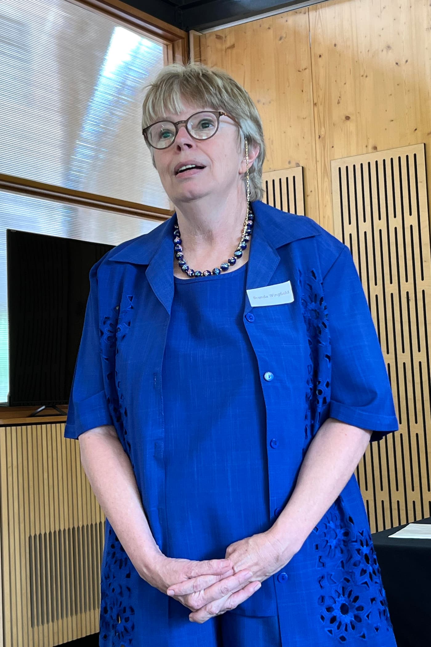 Brenda Wingfield receives the Herschel Medal