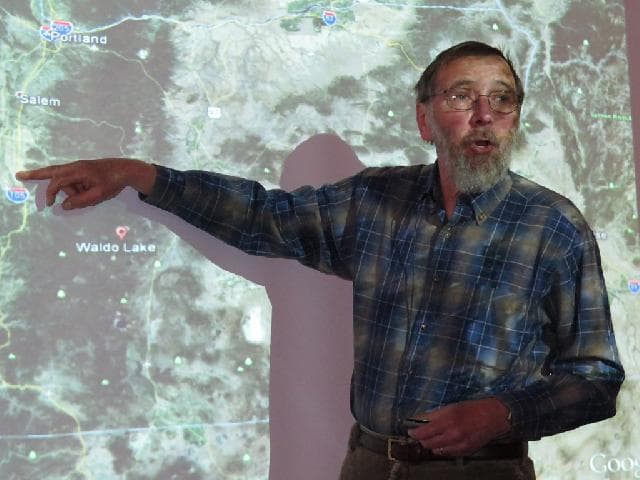 Prof. Everett Hansen visits FABI