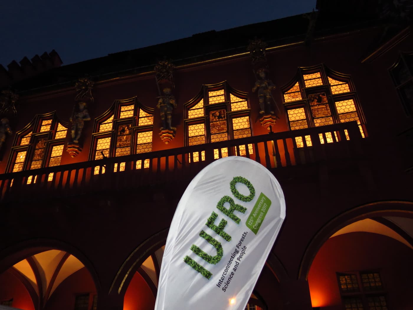 IUFRO President’s Dinner celebrates 125 year history