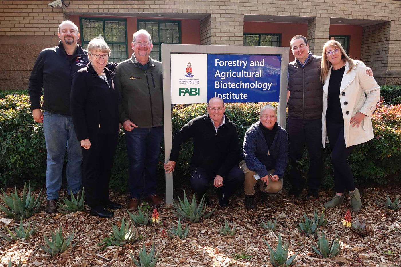 CAMCORE Associate Director visits FABI