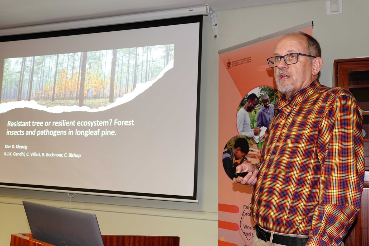 Kier Klepzig presents a special seminar at FABI