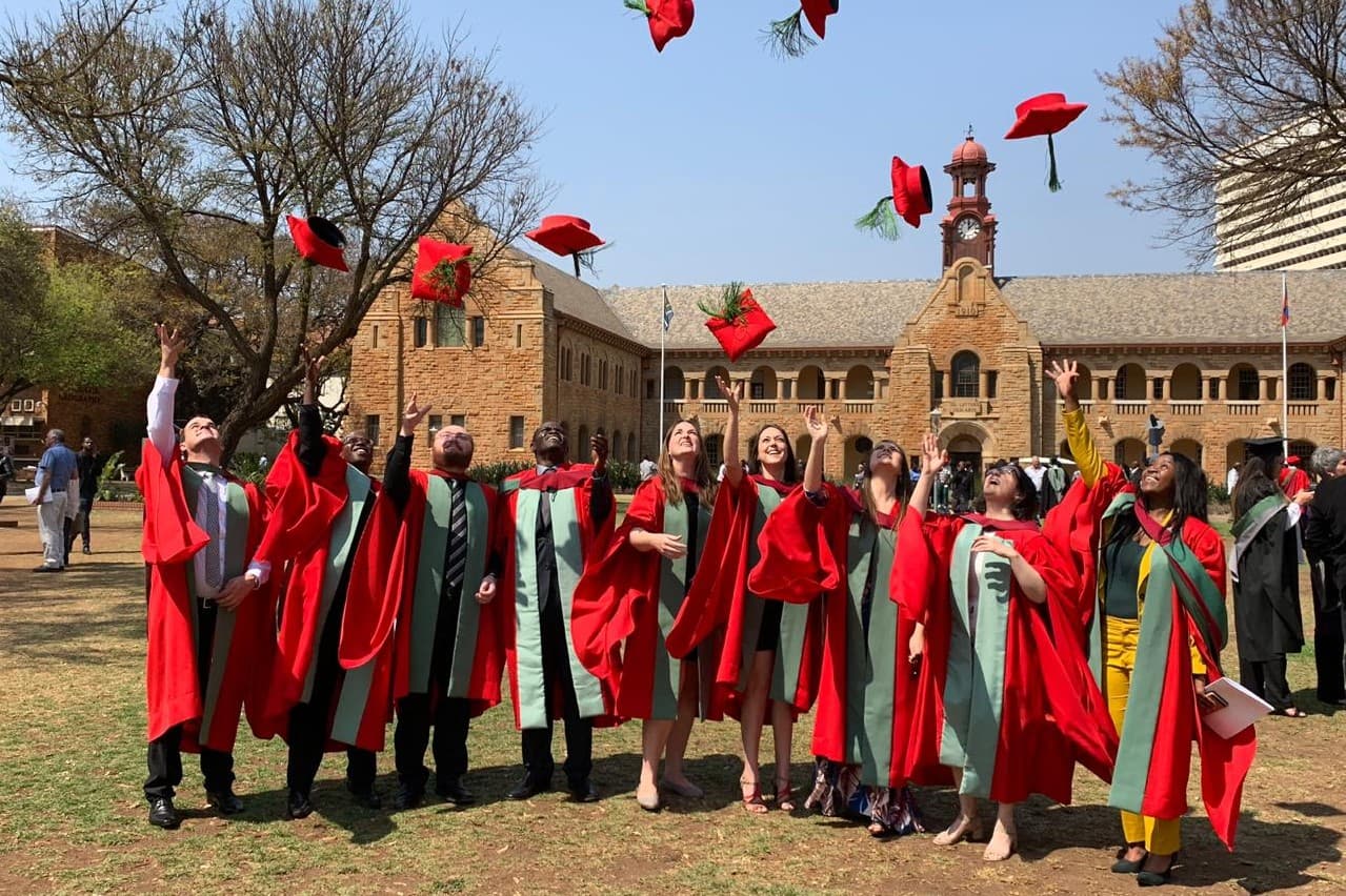 Fourteen FABIans capped at the 2019 Spring Graduation Ceremony